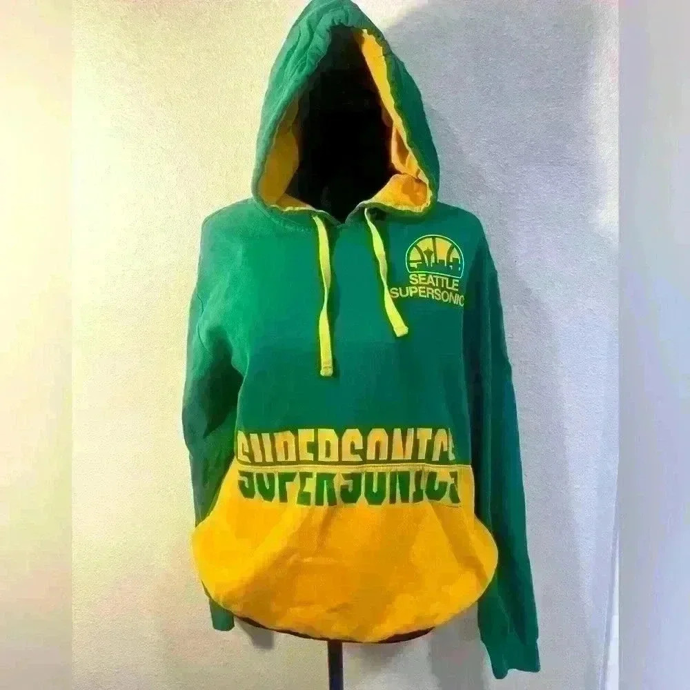 Majestic Hardwood Classic Throwback Retro Vintage Seattle SuperSonics Hoodie- M